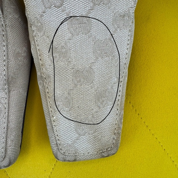 Gucci Cream Mules with Iconic Monogram Size 7 1/2 - Picture 3 of 10